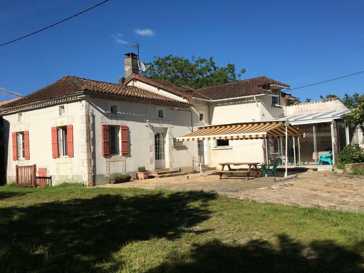 Вилла La Jarisse Saint-Martin-de-Fressengeas Экстерьер фото